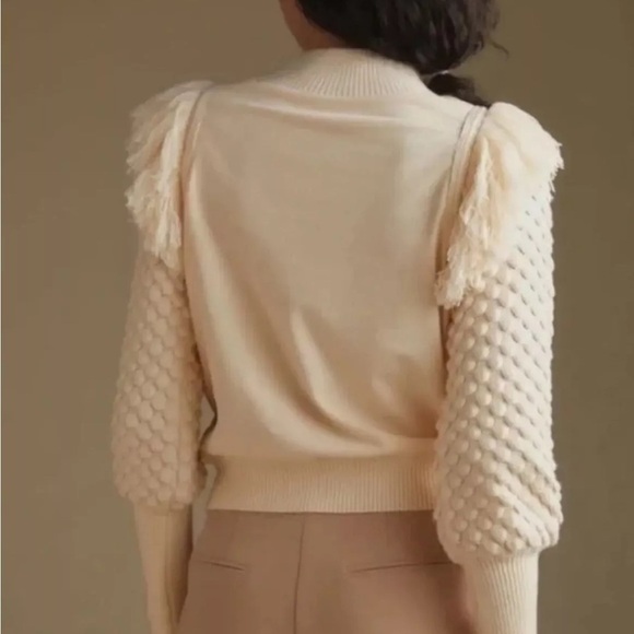 Anthropologie DOLAN Woman's Ivory Fringed Sweater in Cream Medium EUC - Picture 3 of 16